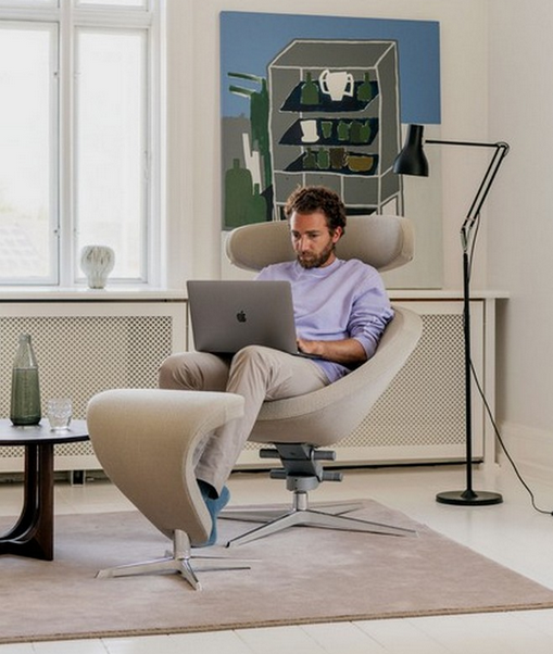 Muckenthaler`s Ergonomischer Entspannungssessel Peel mit Hocker
