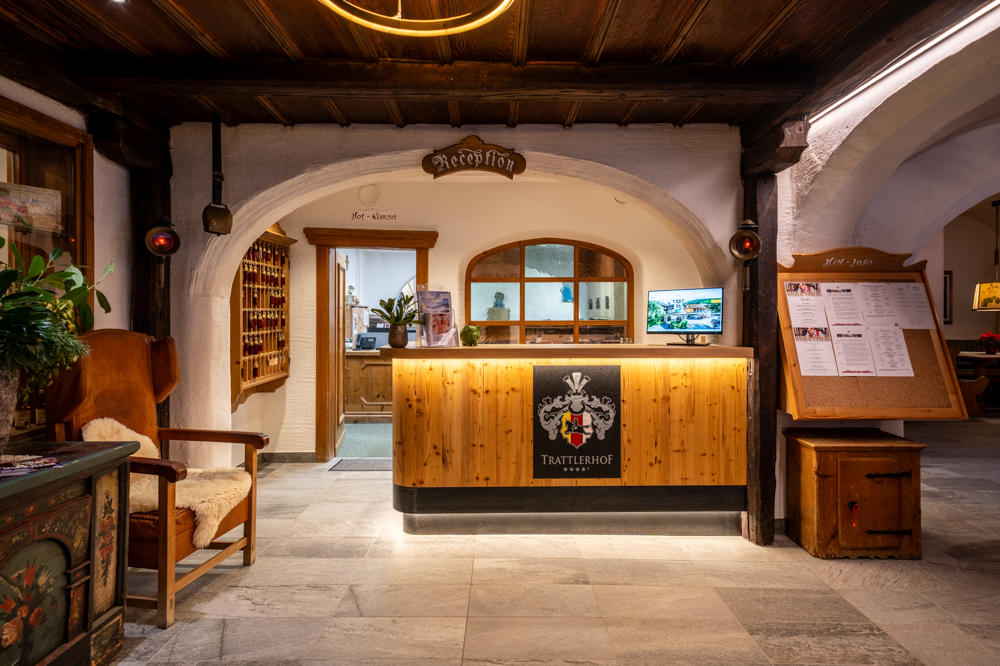 Hotel GUT Trattlerhof****S - Der wahrscheinlich charmanteste GUTshof im Süden Österreichs!