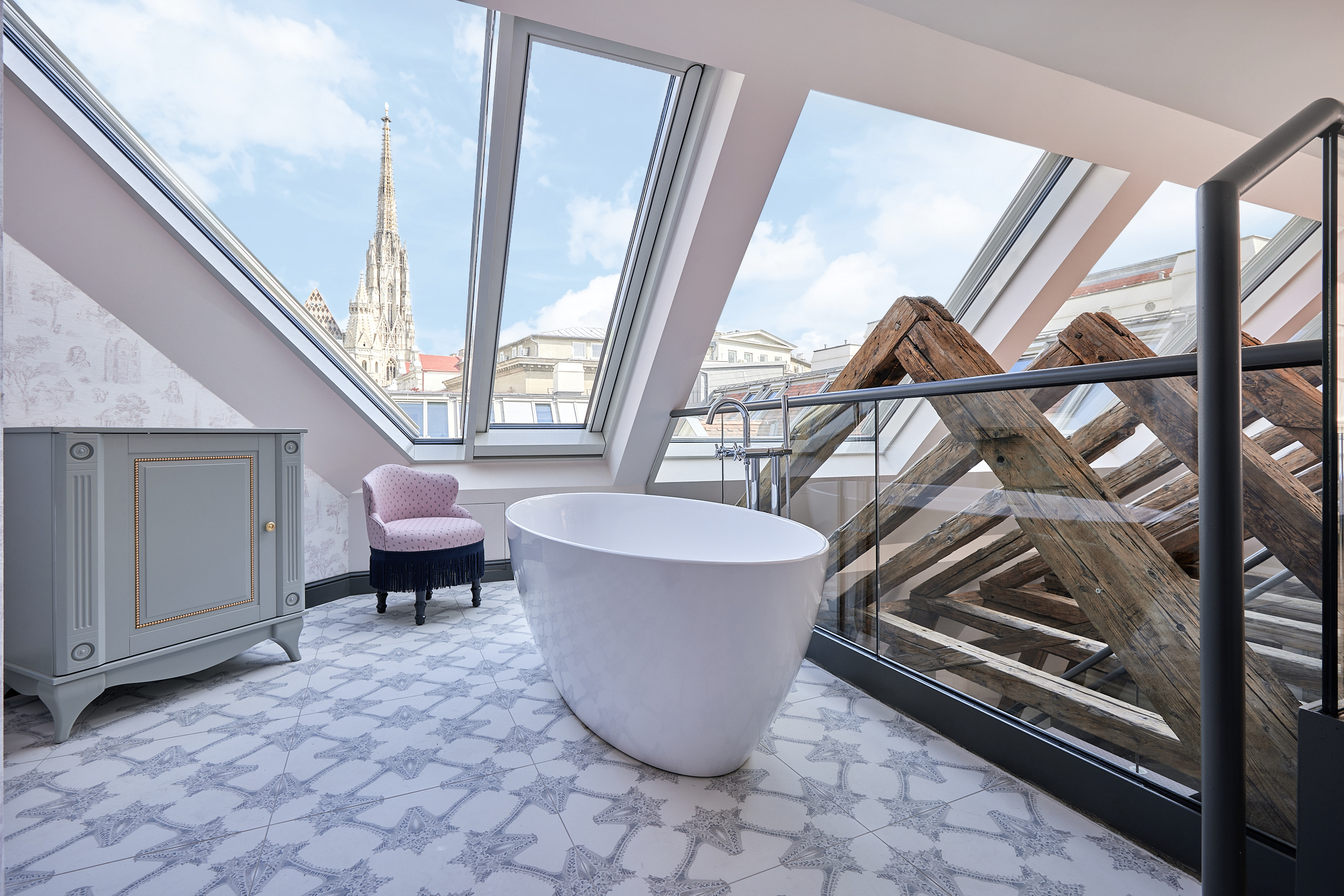 1.645-Euro-Gutschein für Urlaub im The Leo Grand Hotel Wien