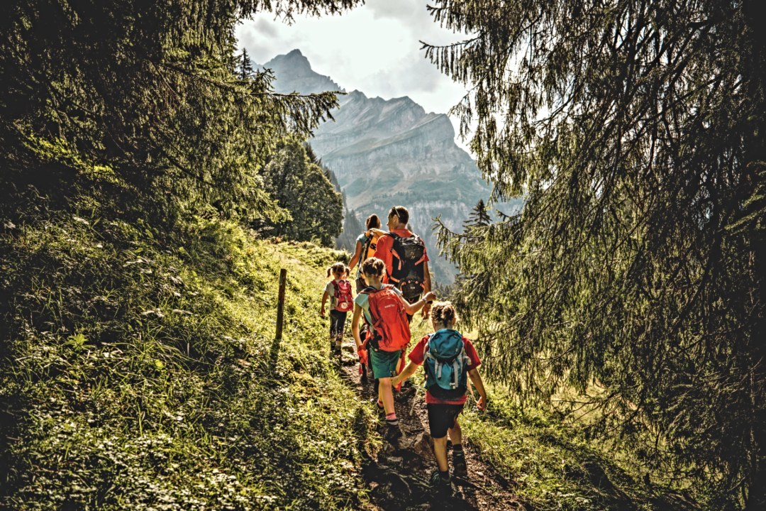 1.000-Euro-Gutschein für eine Schweiz- oder Österreich-Reise