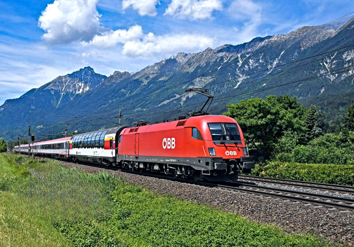 1.000-Euro-Gutschein für eine Schweiz- oder Österreich-Reise