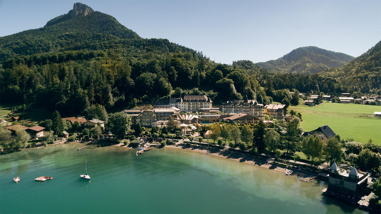 1.000-Euro-Gutschein für Ihren Wohlfühlurlaub im ****S Hotel Ebner's Waldhof am See