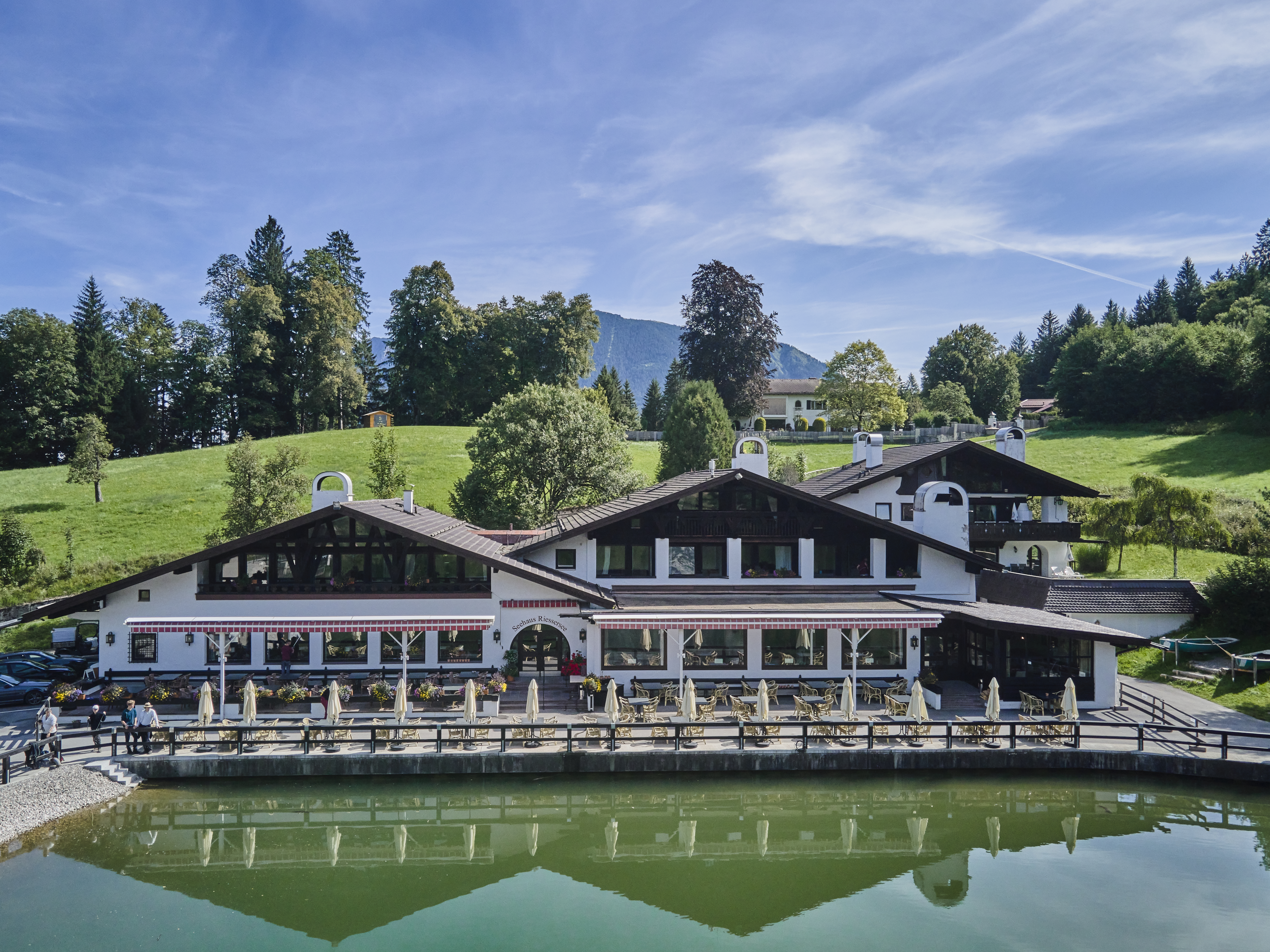 3 Nächte in der Seehaus Suite mit Seeblick im Riessersee-Hotel