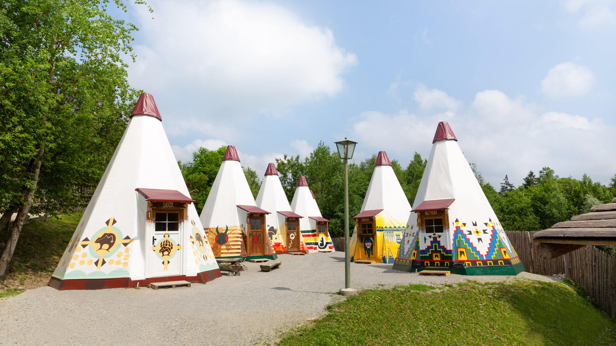 2 Übernachtungen für 2 Erwachsene und 2 Kinder im Tipi