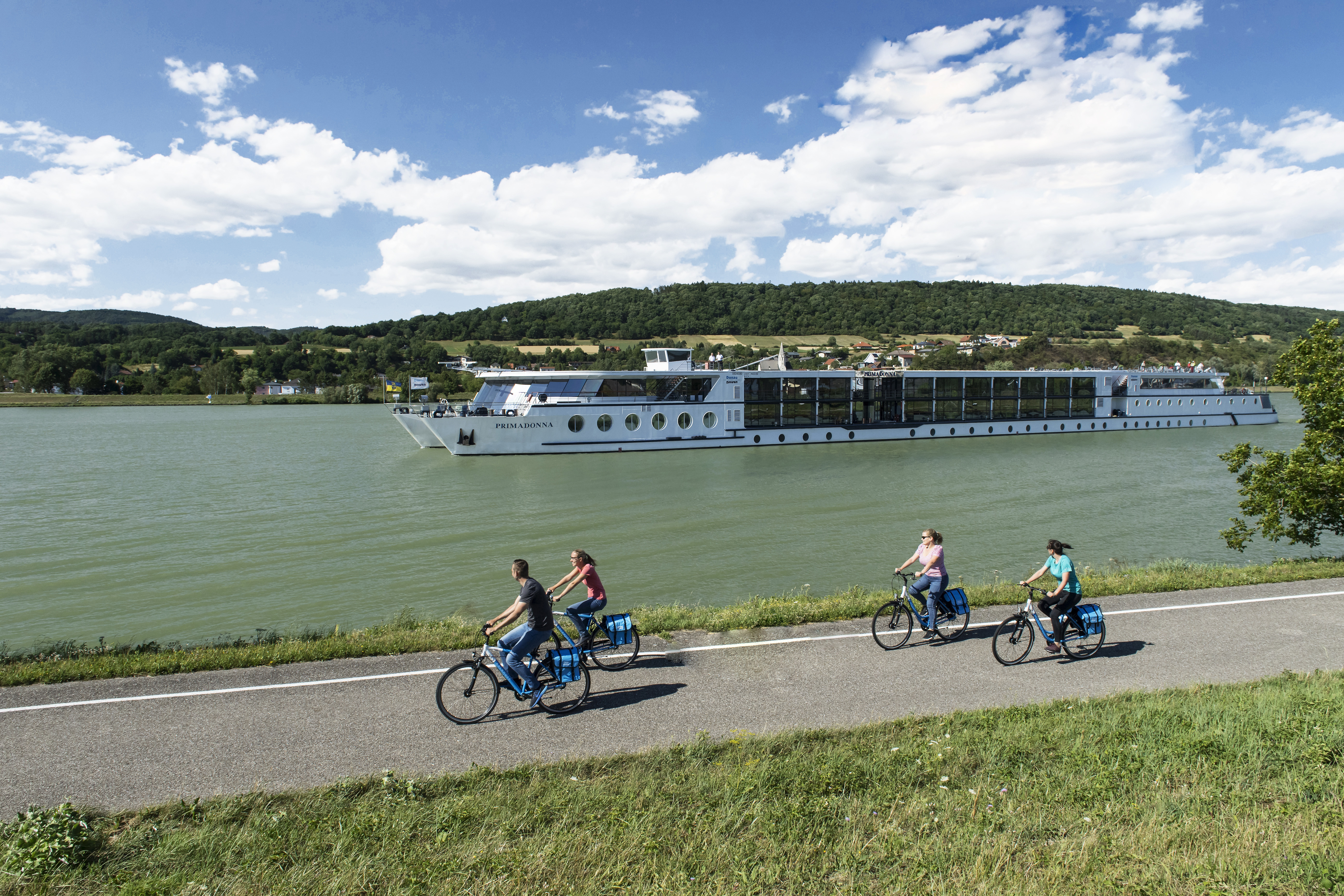 Gutschein für eine Radkreuzfahrt auf der Donau für 2 Personen