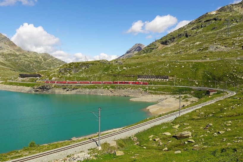 8-tägige Alpenpanoramareise für 2 Personen