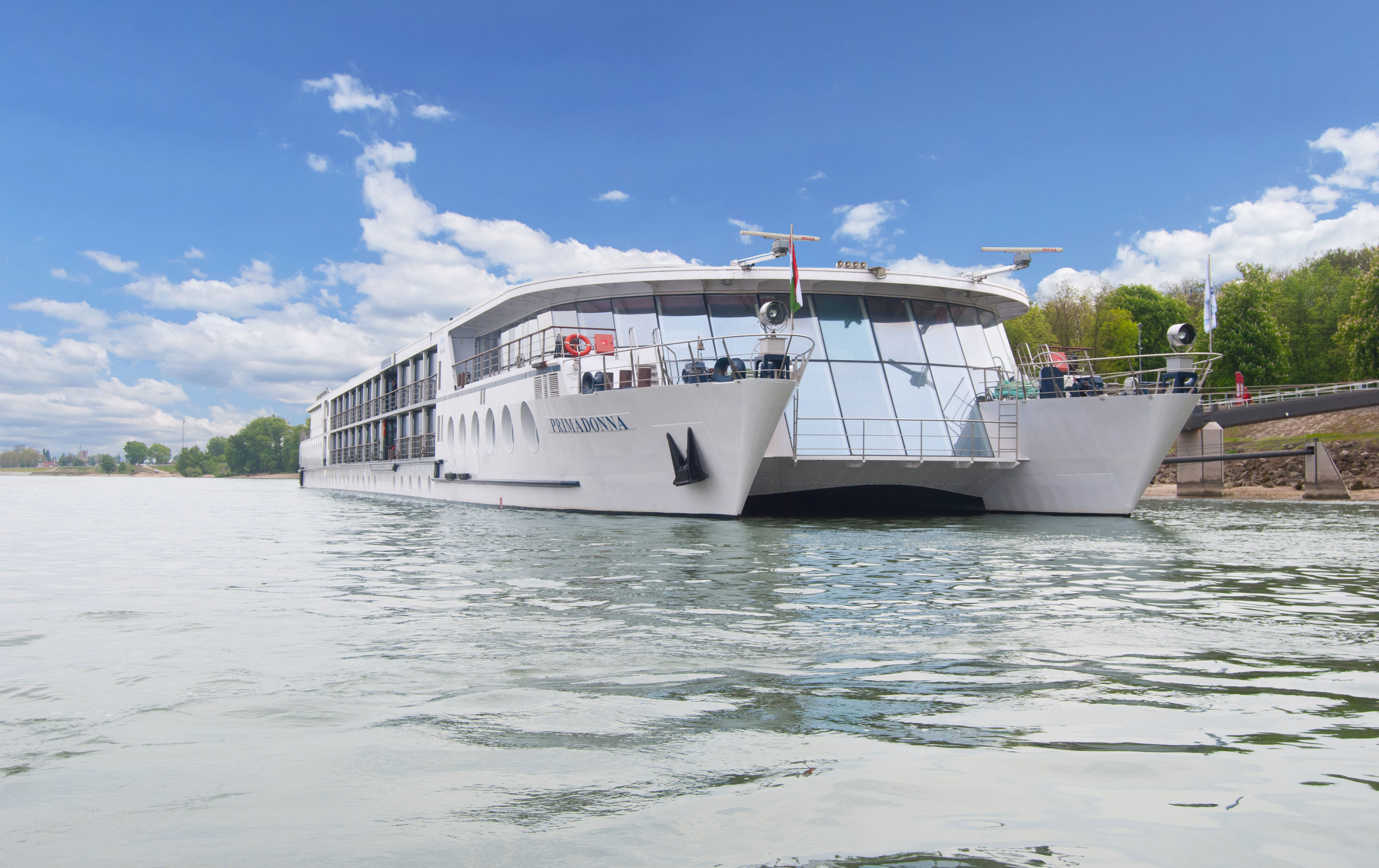 4****Sup. MS Primadonna Radkreuzfahrt von Passau bis Budapest für 2 Personen