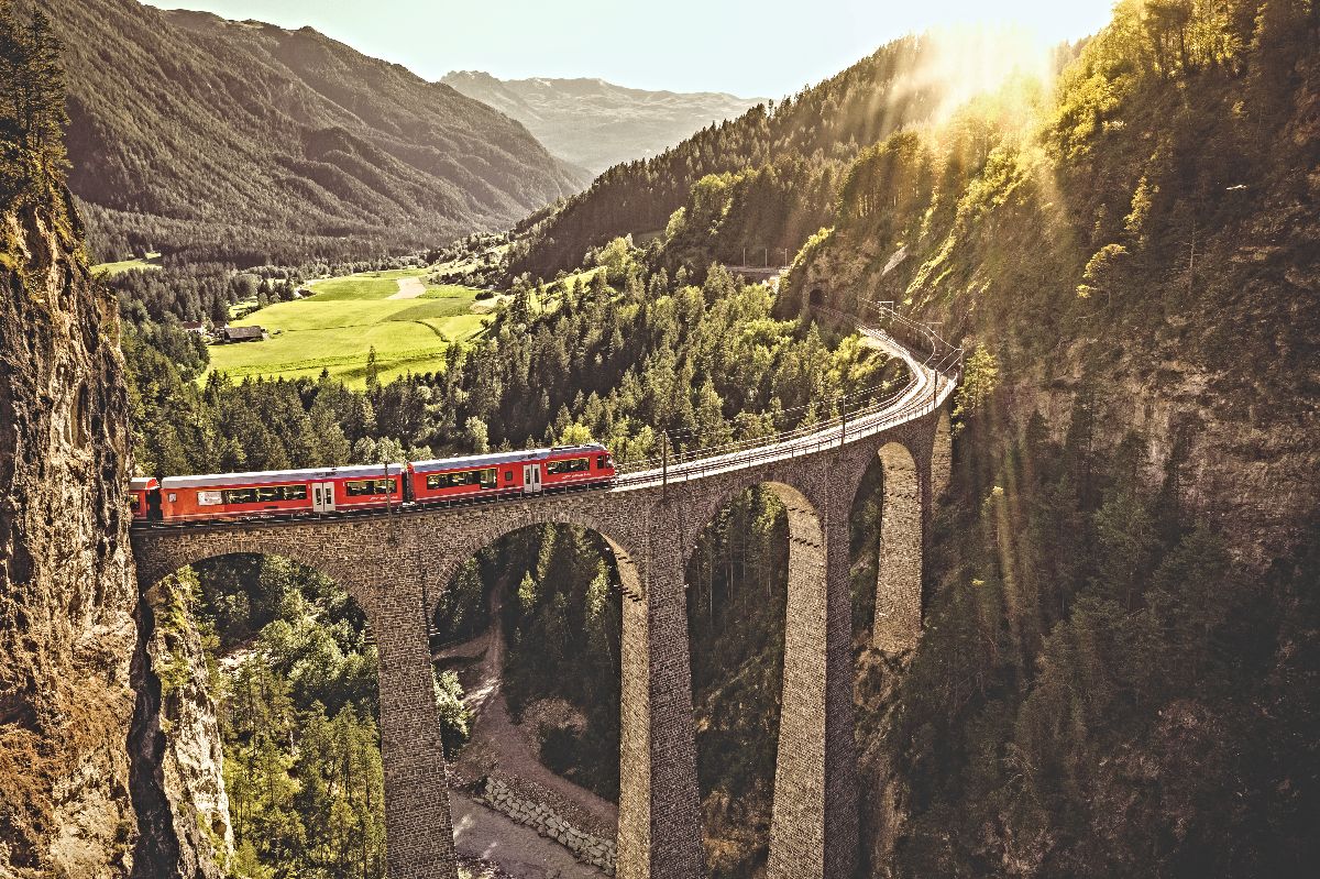 Schweiz: Wo die Alpen Seele haben - 10 Tage Albula und Valposchiavo