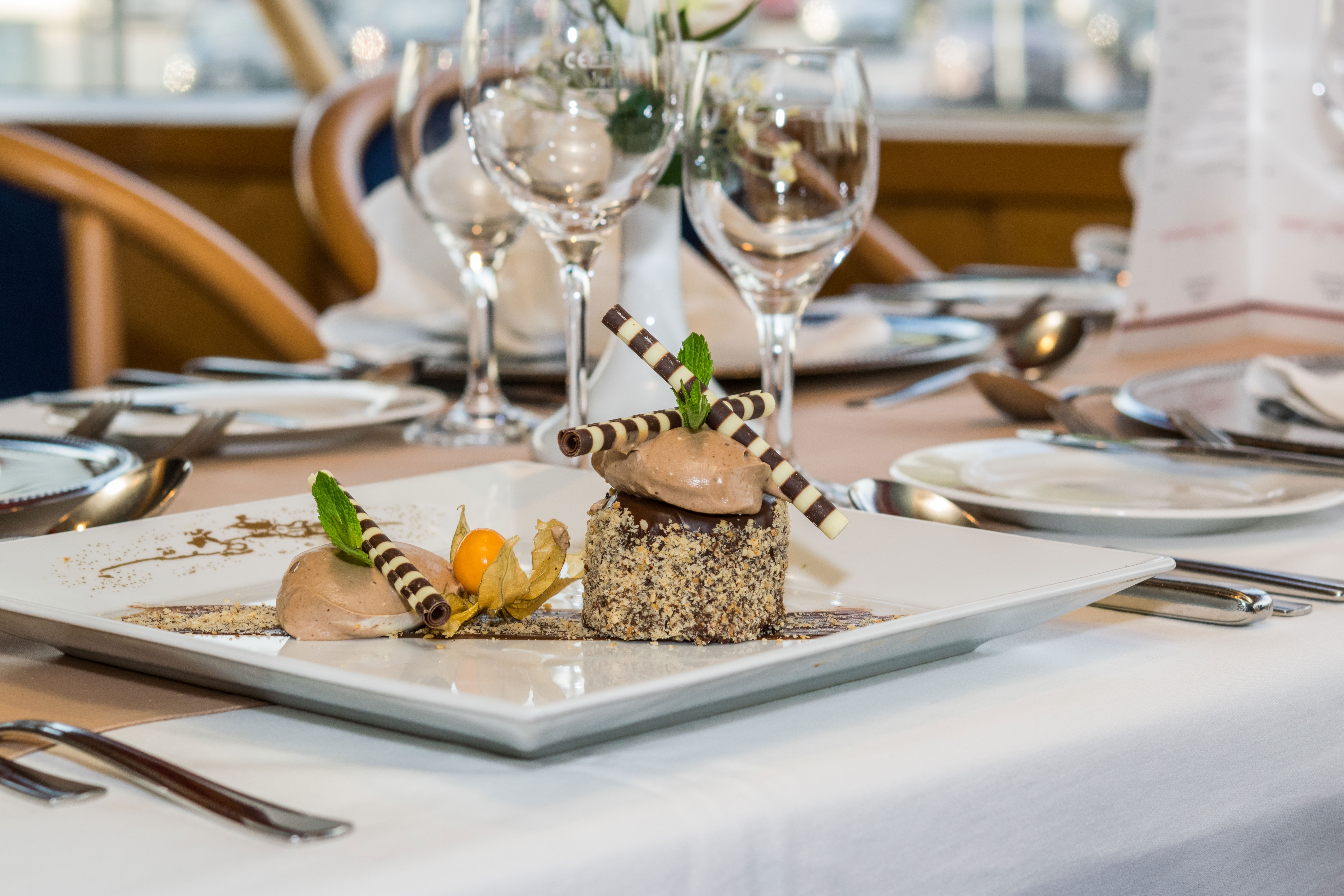 4****Sup. MS Primadonna Weihnachtskreuzfahrt von Passau bis Budapest für 2 Personen