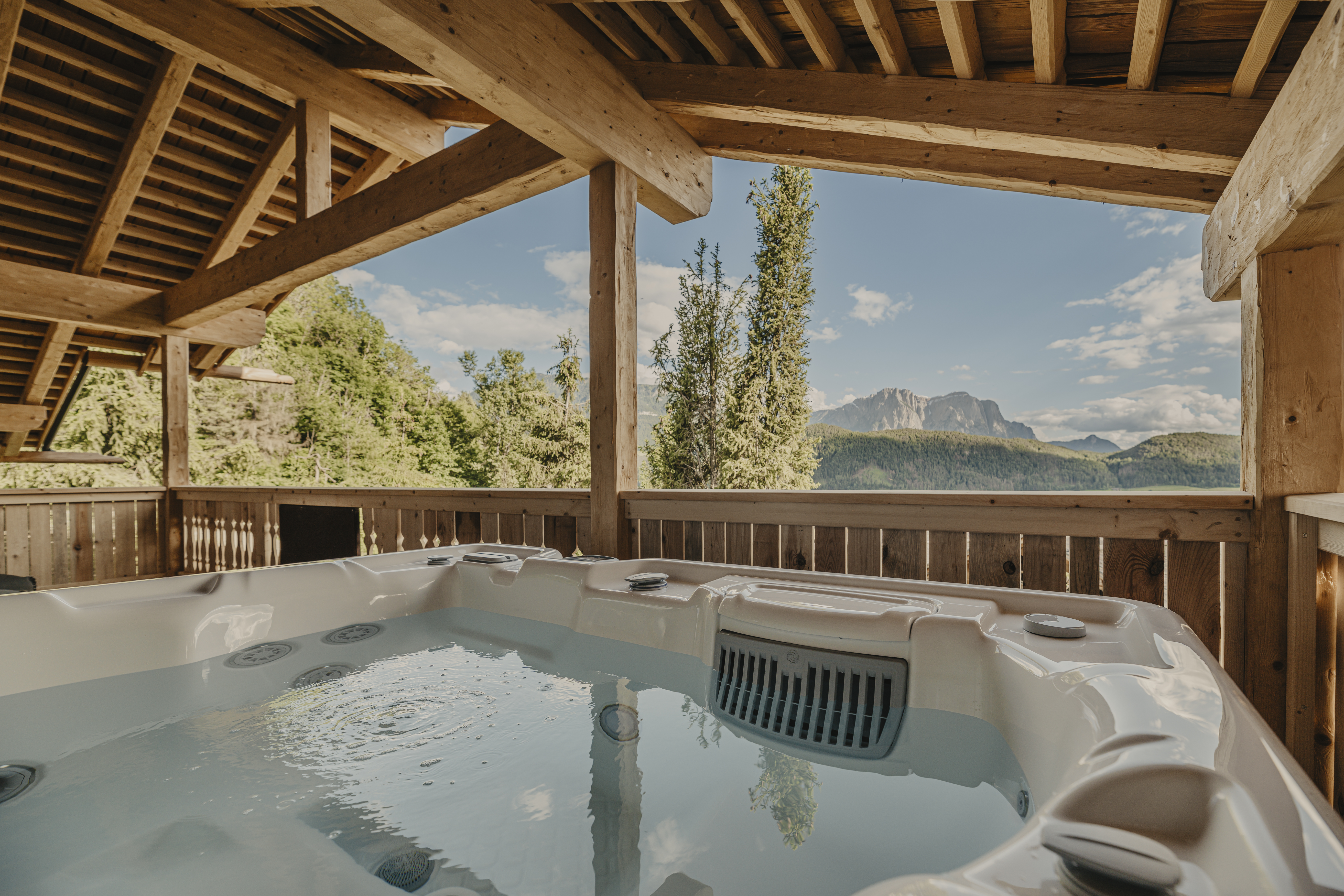 Chalet-Auszeit in den Dolomiten – Wertgutschein 2.700 € für das Kirchwies Chalet Resort