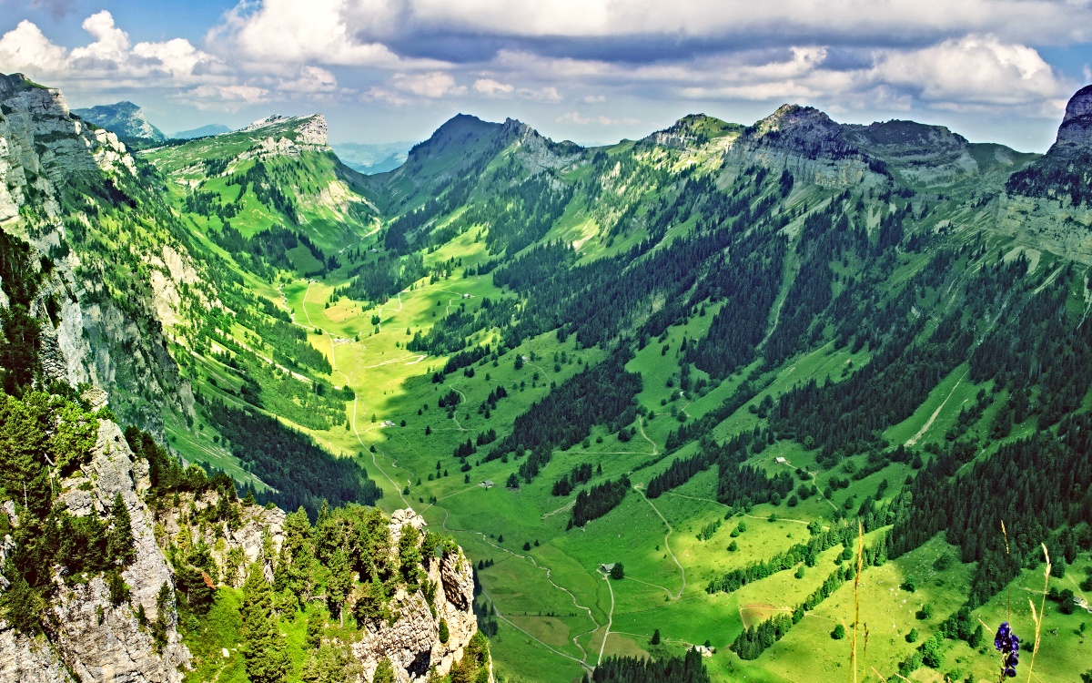 1.000-Euro-Gutschein für eine Schweiz- oder Österreich-Reise