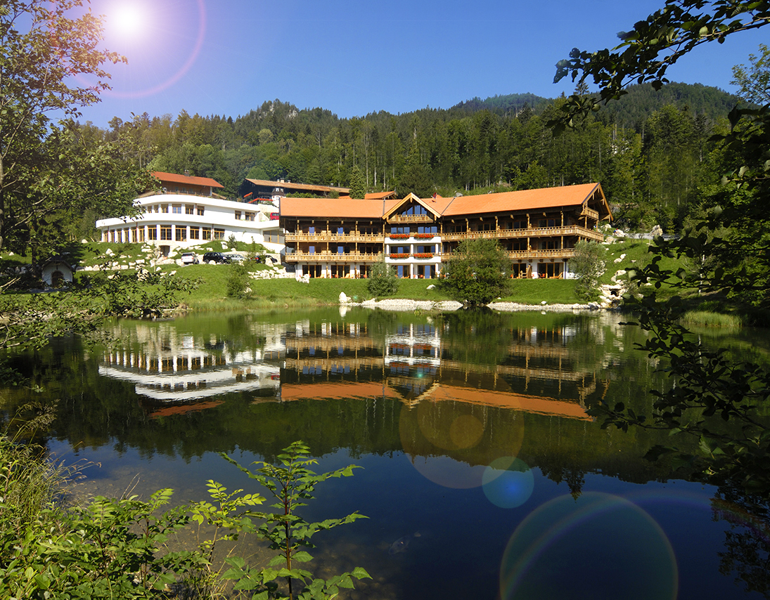 600-Euro-Gutschein für das Hotel Feuriger Tatzlwurm