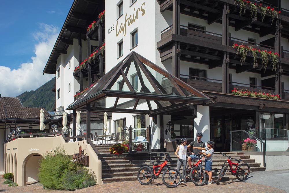 Tiroler Alpenpanorama für Genießer: 3 Übernachtungen für 2 Personen im Hotel Das Lafairs