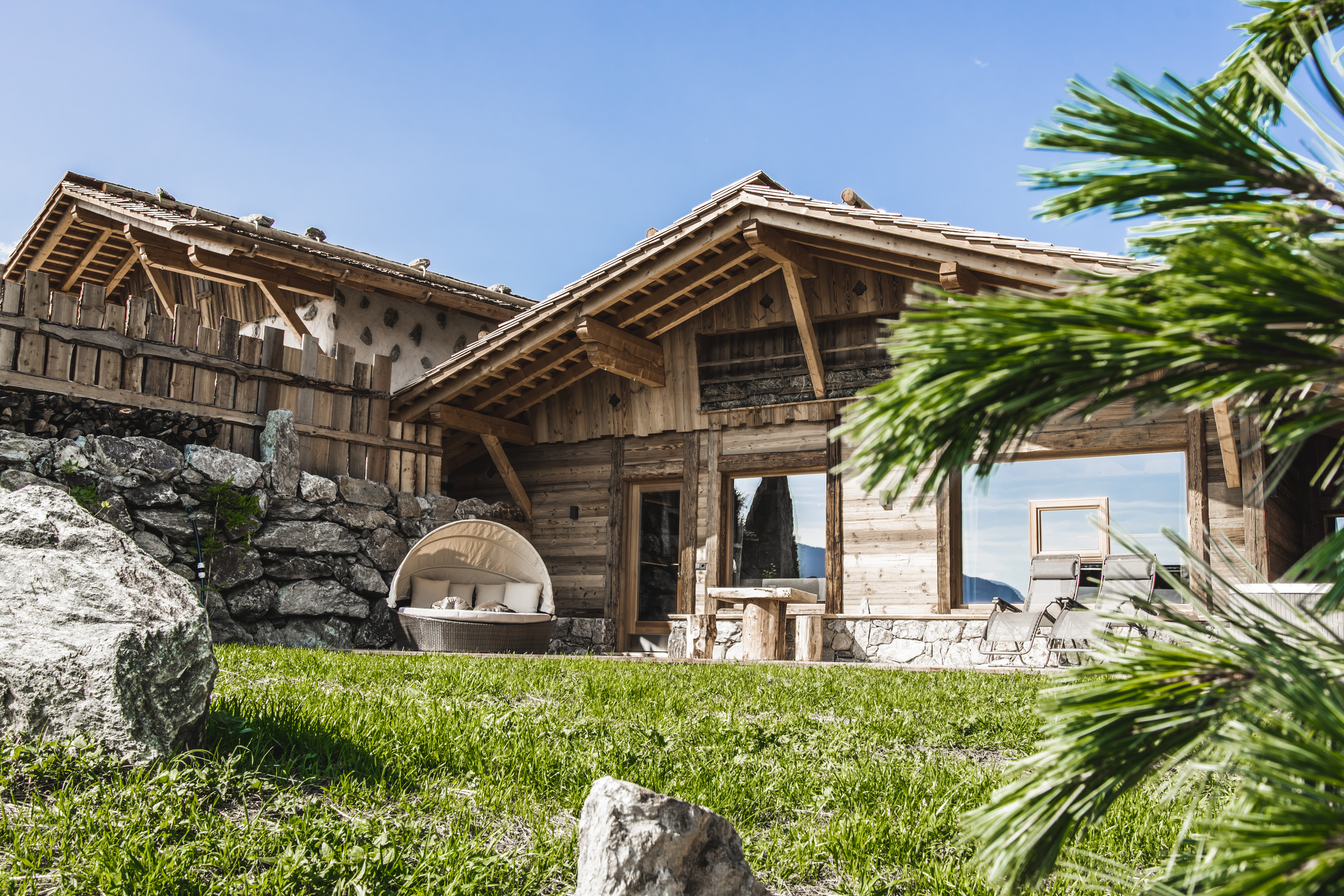 Chalet-Auszeit in den Dolomiten – Wertgutschein 2.700 € für das Kirchwies Chalet Resort