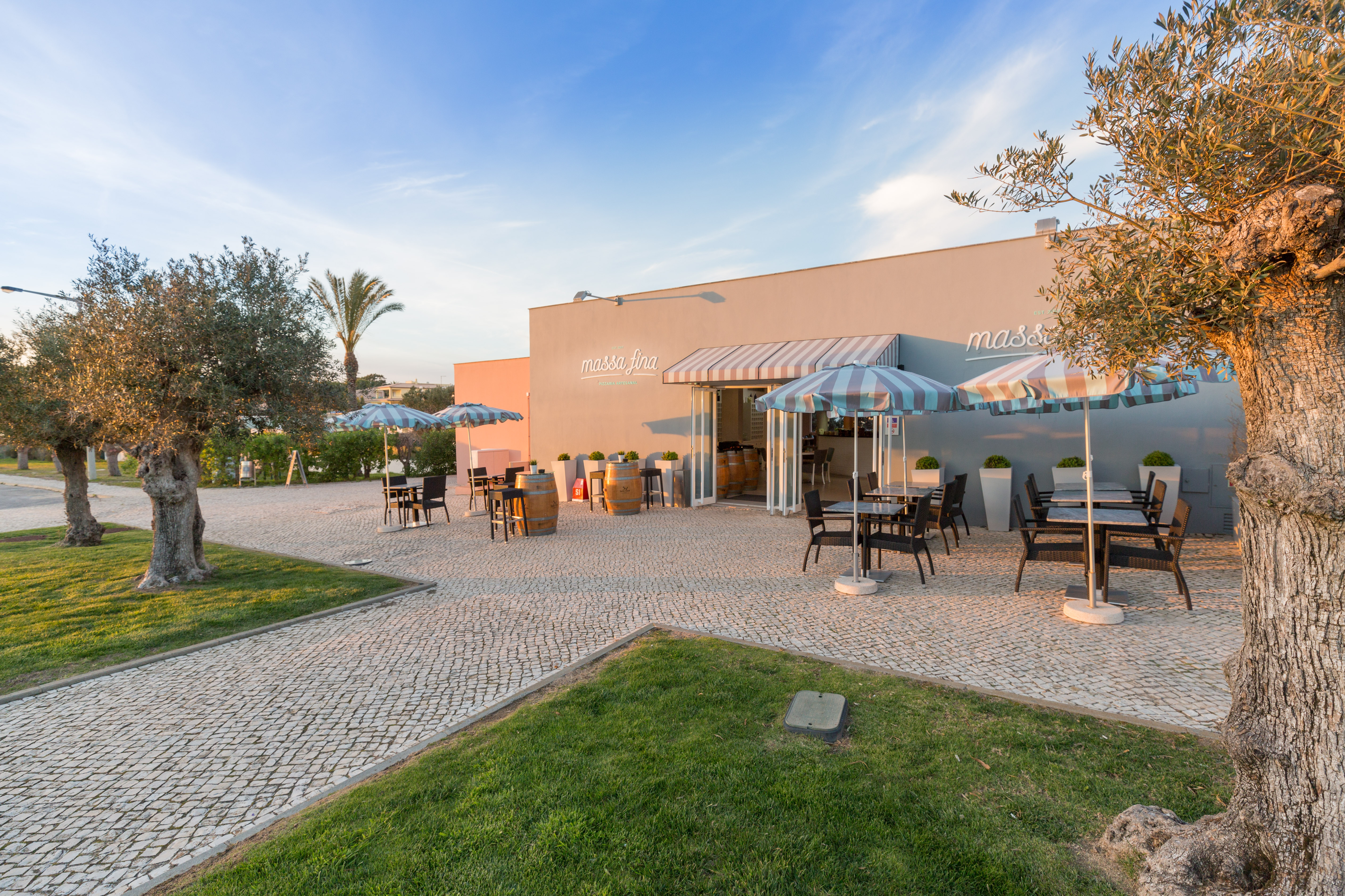 6 Nächte im 4-Sterne-Hotel Vila Galé Collection Praia für 2 Personen