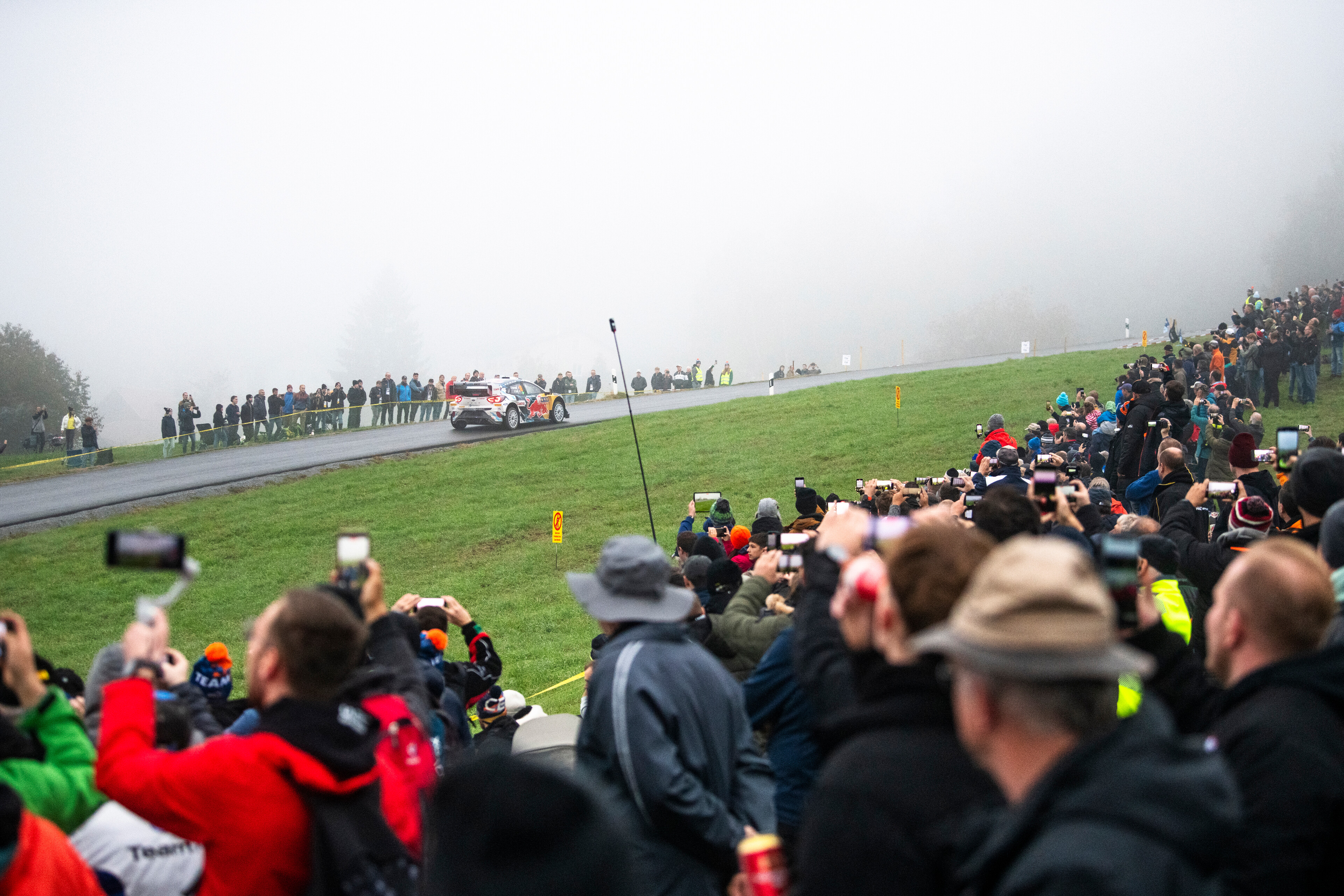 4 Tage WM-Action bei der Central European Rally