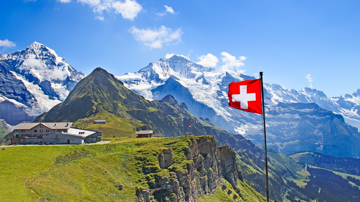 1.000-Euro-Gutschein für eine Schweiz- oder Österreich-Reise