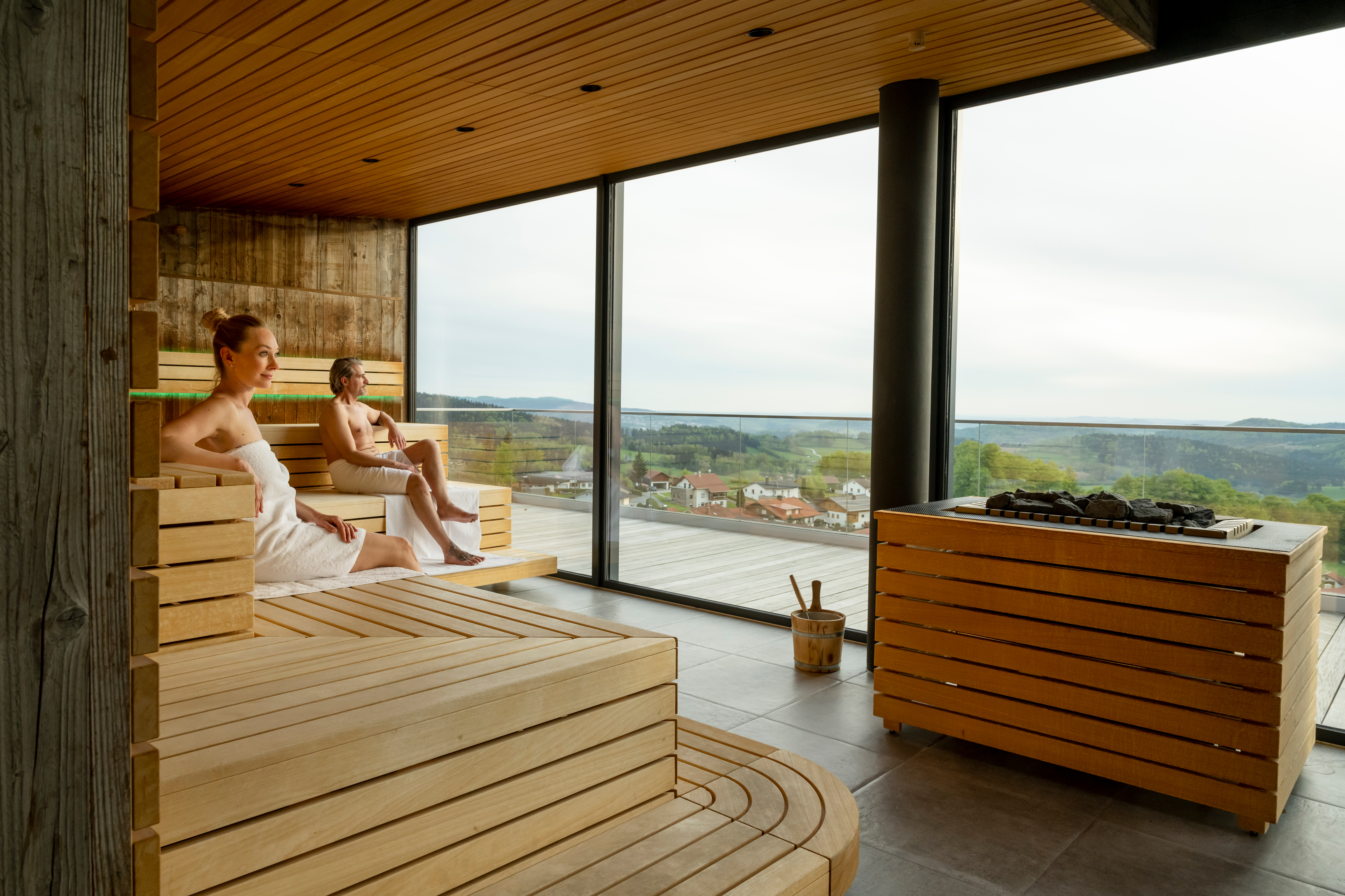 WOHLFÜHLTAGE im Adults Only Wellnesshotel Hüttenhof mit 4 Nächten für 2 Personen