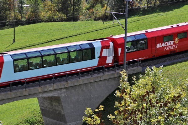 4-tägige Bahnrundreise inklusive Glacier Express