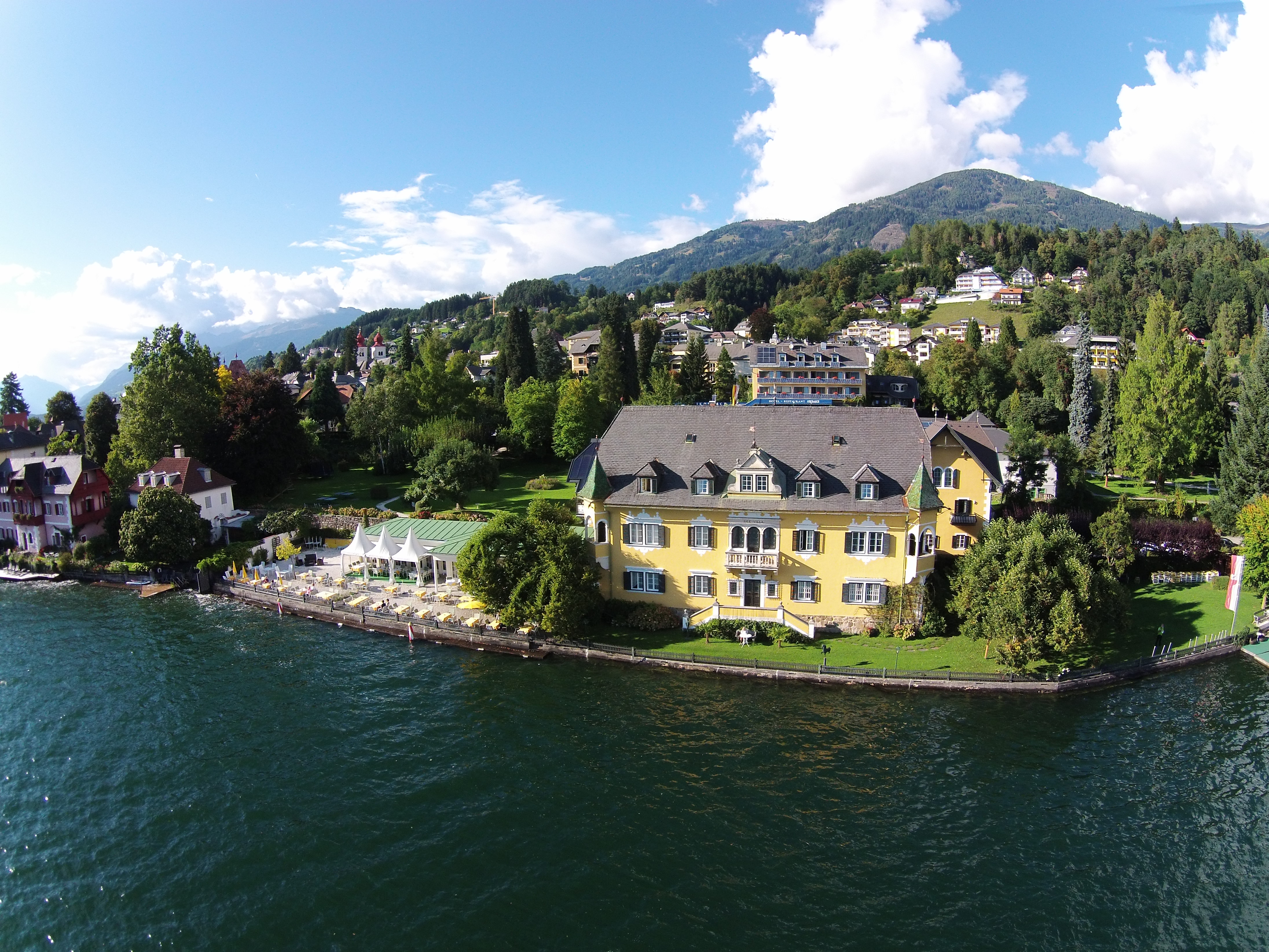 390-Euro-Gutschein für Urlaub im Schlosshotel See-Villa in Kärnten