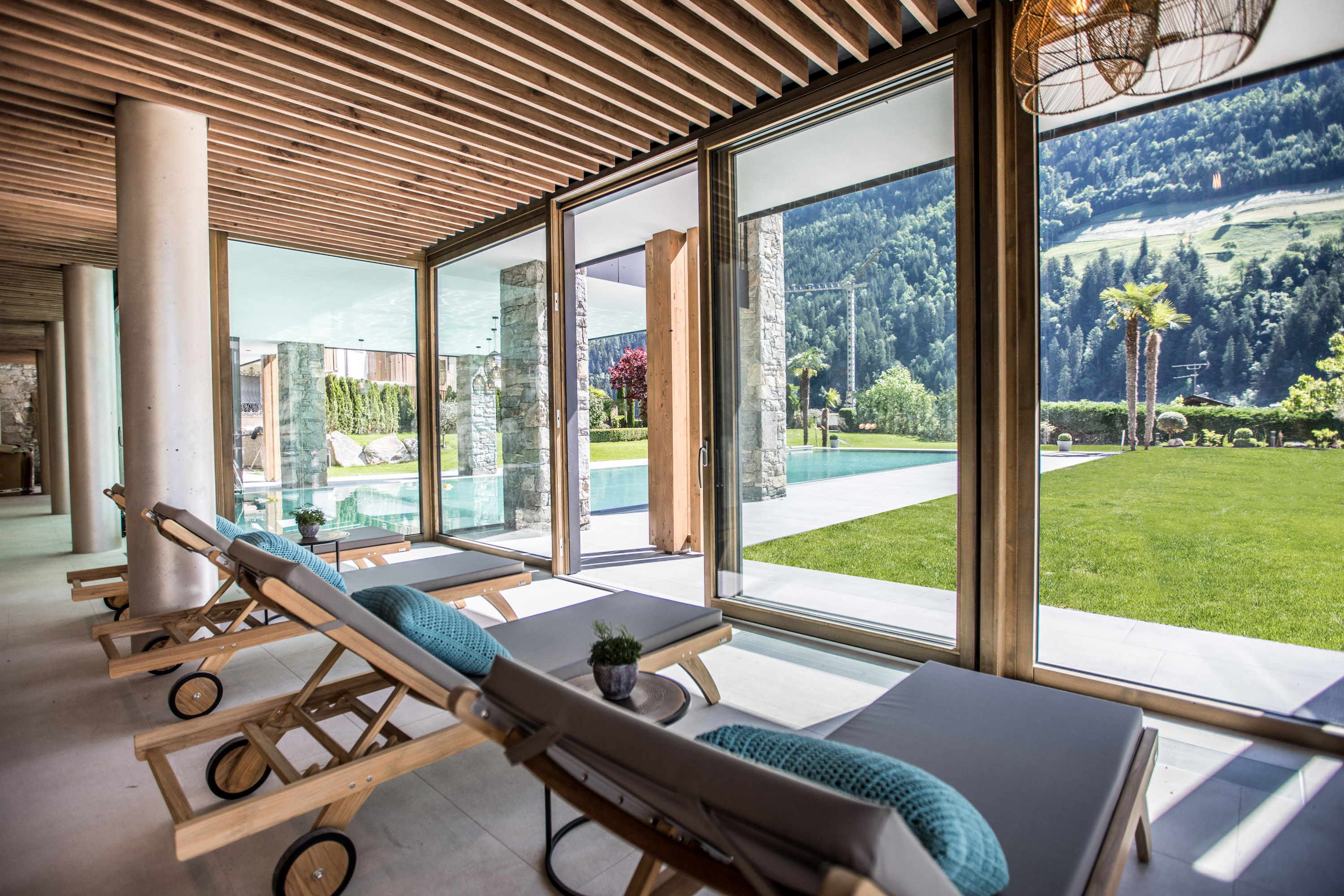 Urlaub im Hotel Sonnenalm - dem 4 Sterne Juwel bei Meran