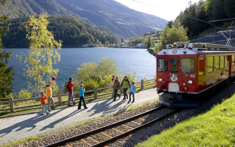 Schweiz: 9 Tage für 2 Personen: Vom Valposchiavo zum Matterhorn