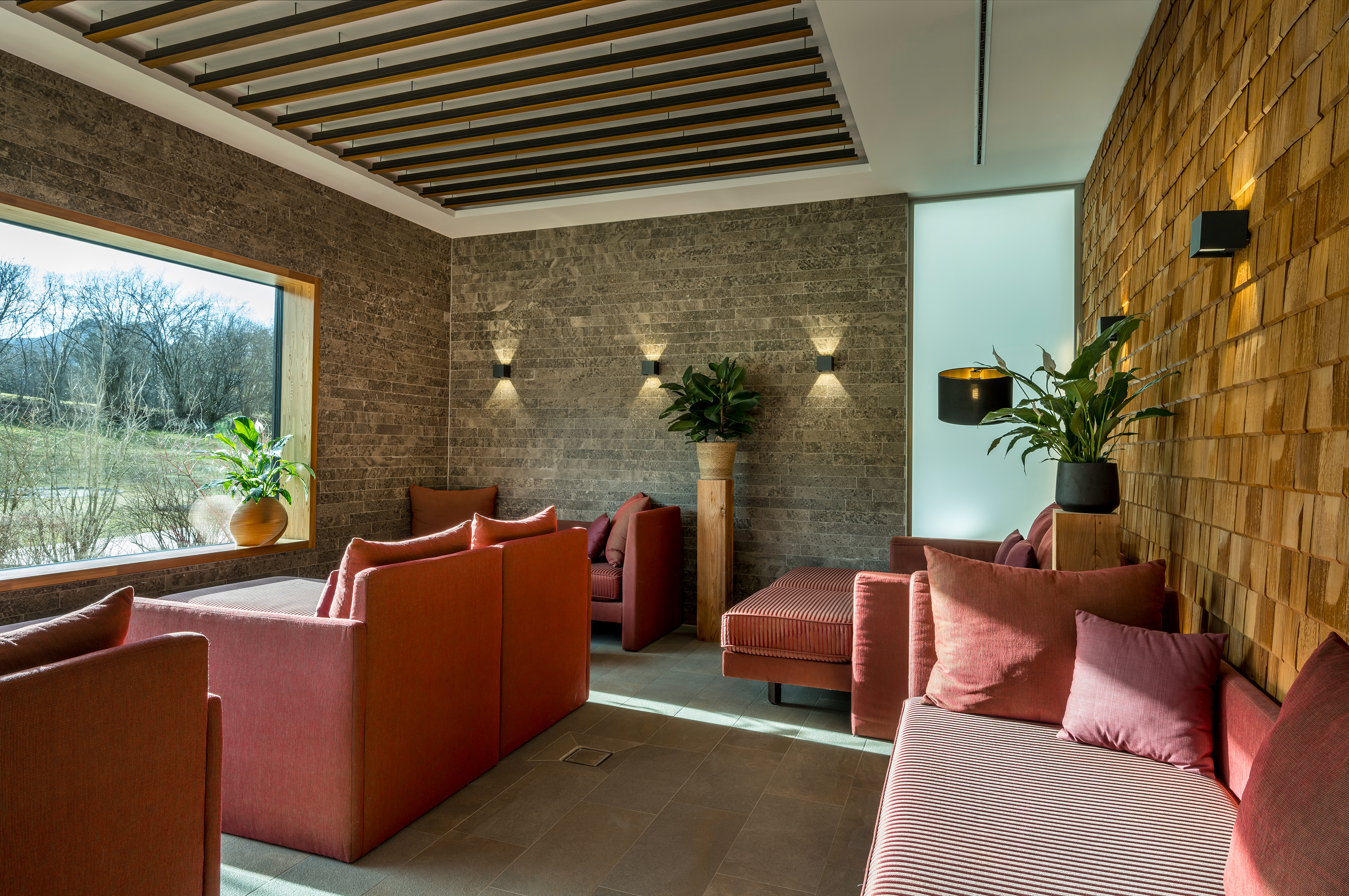 Romantiktage mit 3 Nächten für 2 Personen im Klosterhof Bayerisch Gmain - Alpine Hideaway & Spa Romantiktage mit 3 Nächten für 2 Personen im Klosterhof Bayerisch Gmain - Alpine Hideaway & Spa
