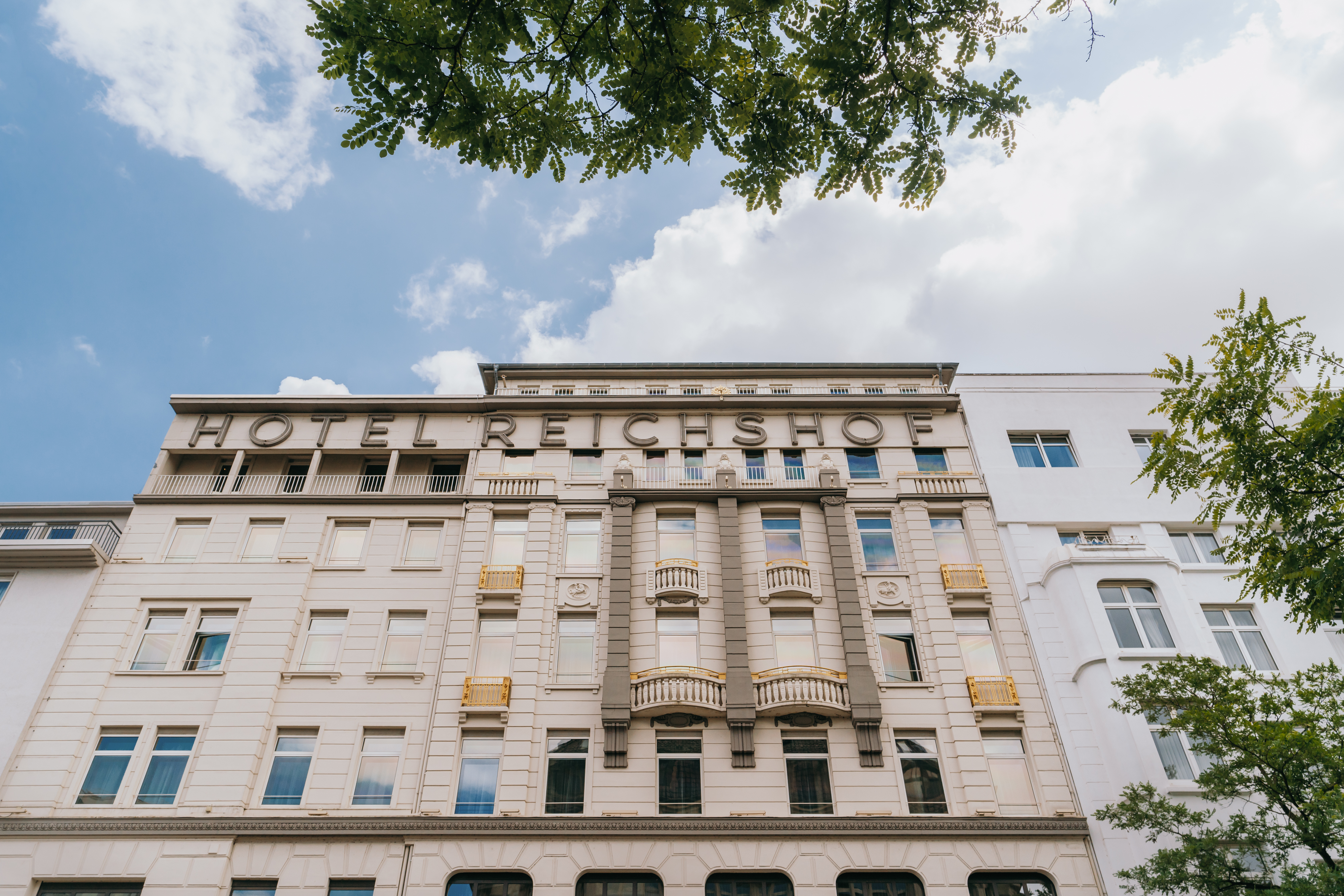 Hamburg mit Bahnfahrt und Konzertbesuch für zwei Personen