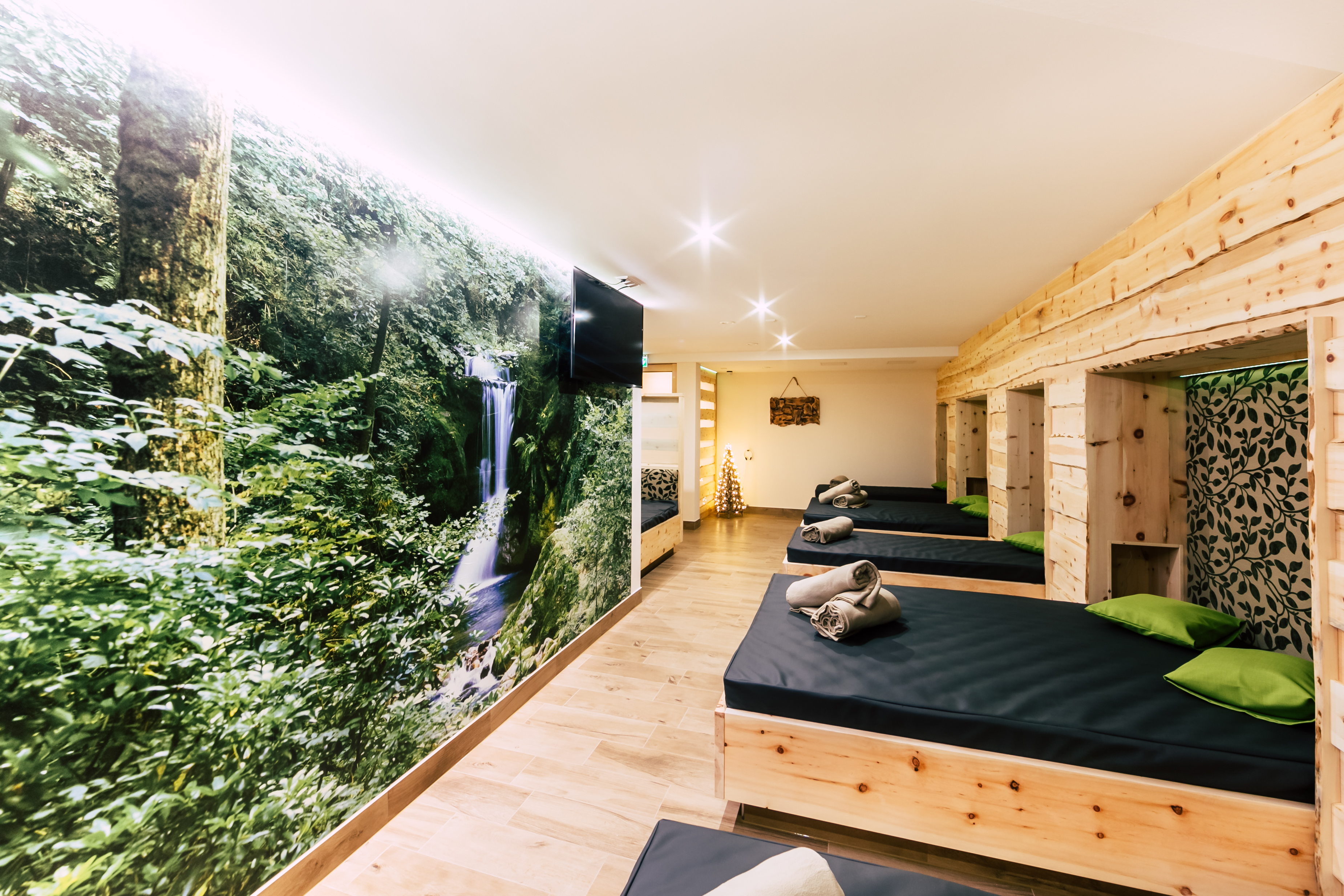 Gutschein für Tageswellness für 1 Person im Wellness- und Wohlfühlhotel Waldeck